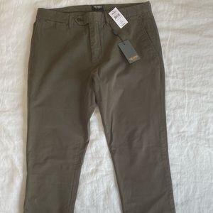 Todd Snyder Olive Tab Front Chino
